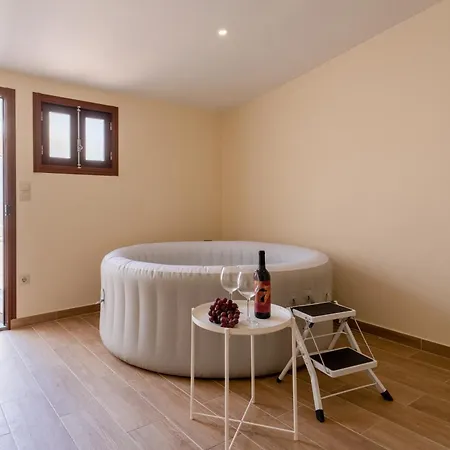 Spacious Duplex House - Jacuzzi & Terrace Oporto